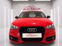 Usado Audi A1 Attraction 86 CV (63 kW) 2014 Rojo Utilitario