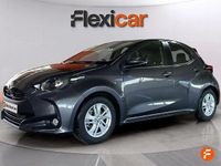 Usado Toyota Yaris Hybrid Business Edition 116 CV (85 kW) 2021 Negro Berlina