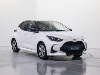 Usado Toyota Yaris Hybrid Business Edition 75 CV (55 kW) 2024