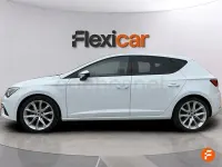 Usado Seat Leon FR 130 CV (95 kW) 2018 Blanco Berlina