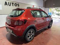 Usado Dacia Sandero Stepway 90 CV (66 kW) 2018 Granate Berlina