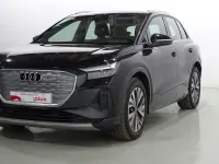 Usado Audi Q4 e-tron Ambiente 150 kW (204 CV) 2021 Negro SUV