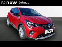 Usado Renault Captur Zen 140 CV (102 kW) 2022 Rojo SUV