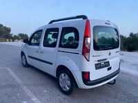 Usado Renault Kangoo Dynamique 90 CV (66 kW) 2013 Blanco Monovolumen