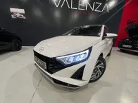 Usado Hyundai i20 100 CV (73 kW) 2024 Blanco Utilitario