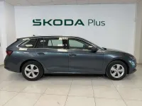 Usado Skoda Octavia Ambition 150 CV (110 kW) 2021 Gris Familiar