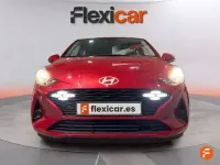 Usado Hyundai i10 67 CV (49 kW) 2023 Rojo Utilitario