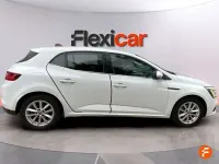 Usado Renault Mégane Intens 101 CV (74 kW) 2017 Blanco Utilitario
