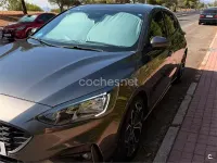 Usado Ford Focus ST-Line 125 CV (91 kW) 2020 Gris / plata Berlina