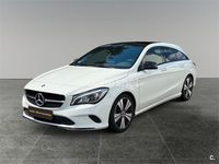 Usado Mercedes CLA180 Shooting Brake 122 CV (89 kW) 2017 Blanco Familiar
