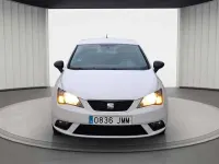 Usado Seat Ibiza Reference 90 CV (66 kW) 2016 Blanco Berlina