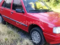 Usado Peugeot 309 65 CV (47 kW) 1993 Rojo Utilitario