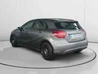 Usado Mercedes A180 Style 109 CV (80 kW) 2017 Gris / plata Berlina