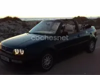 Usado VW Golf Cabriolet 115 CV (84 kW) 1997 Azul Descapotable