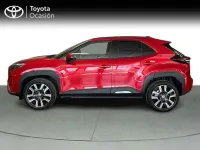 Usado Toyota Yaris Cross Plus 126 CV (92 kW) 2025 Rojo SUV