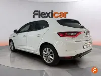 Usado Renault Mégane III Zen 130 CV (95 kW) 2016 Blanco Berlina