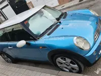 Usado Mini Cooper 115 CV (84 kW) 2005 Azul Utilitario