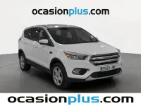 Usado Ford Kuga Trend 150 CV (110 kW) 2017 Blanco SUV