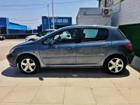 Usado Peugeot 307 90 CV (66 kW) 2004 Azul Berlina