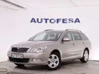 Usado Skoda Octavia 105 CV (77 kW) 2013 Plateado Familiar