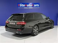Usado Mercedes E300 306 CV (225 kW) 2022 Negro Familiar