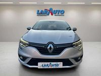 Usado Renault Mégane IV Bose Edition 110 CV (80 kW) 2017 Gris Utilitario