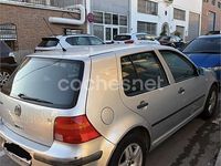 Usado VW Golf IV Highline 105 CV (77 kW) 2002 Gris / plata Berlina