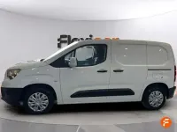 Usado Opel Combo Selective 100 CV (73 kW) 2019 Blanco Monovolumen