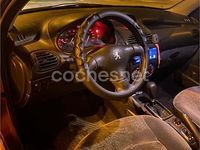 Usado Peugeot 206 75 CV (55 kW) 2000 Naranja Berlina