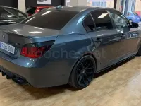 Usado BMW 525 M Performance 192 CV (141 kW) 2005 Gris / plata Berlina