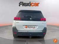 Usado Peugeot 5008 Active 130 CV (95 kW) 2019 Blanco SUV