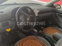 Usado Seat Toledo 125 CV (91 kW) 2000 Gris / plata Berlina