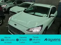 Usado Ford Focus Trend 120 CV (88 kW) 2021 Blanco Familiar