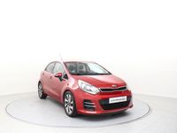 Usado Kia Rio 84 CV (61 kW) 2016 Granate Utilitario