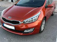 Usado Kia ProCeed 100 CV (73 kW) 2013 Naranja Utilitario
