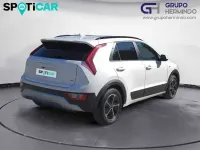 Usado Kia Niro 141 CV (103 kW) 2022 Blanco SUV