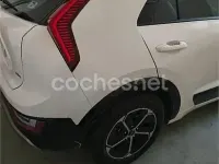 Usado Kia Niro 141 CV (103 kW) 2023 Blanco SUV