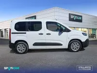Usado Fiat Doblò 101 CV (74 kW) 2025 Blanco Monovolumen