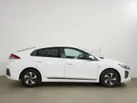 Usado Hyundai Ioniq 141 CV (103 kW) 2019 Blanco Utilitario