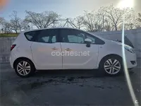 Usado Opel Meriva Selective 110 CV (80 kW) 2016 Blanco Monovolumen
