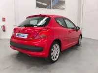 Usado Peugeot 207 GT 110 CV (80 kW) 2007 Rojo Berlina