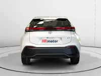 Usado Toyota C-HR Active 140 CV (102 kW) 2024 Blanco SUV