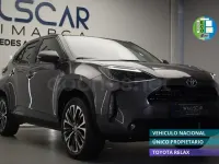 Usado Toyota Yaris Cross Style 116 CV (85 kW) 2022 Gris / plata SUV