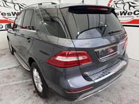 Usado Mercedes ML250 204 CV (150 kW) 2012 Azul SUV