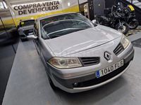 Usado Renault Mégane II Dynamique 130 CV (95 kW) 2006 Gris / plata Berlina
