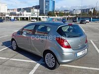 Usado Opel Corsa Selective 100 CV (73 kW) 2014 Gris / plata Utilitario