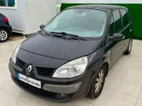 Usado Renault Scénic Dynamique 105 CV (77 kW) 2007 Negro Monovolumen