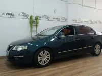 Usado VW Passat Highline 140 CV (102 kW) 2007 Azul Berlina