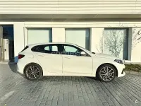 Usado BMW 120 190 CV (139 kW) 2021 Blanco Berlina