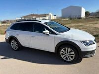 Usado Seat Leon FR 150 CV (110 kW) 2018 Blanco Familiar